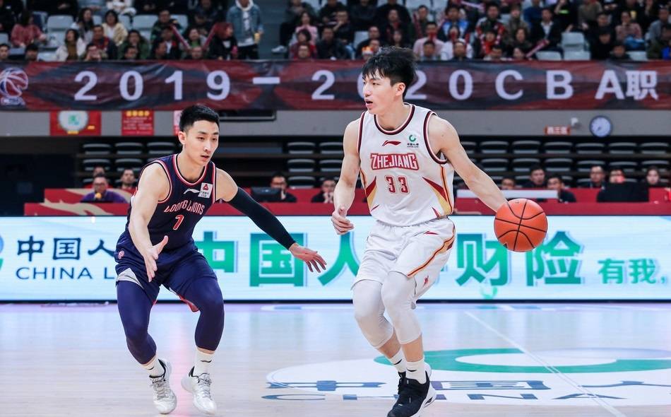  青年军刮起青春风暴，连胜势头不可挡