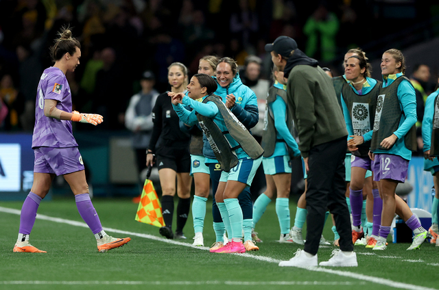  女足世界杯小组赛冷门频现