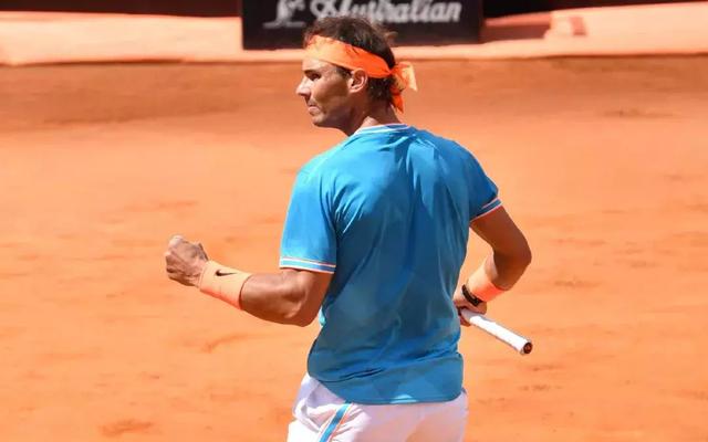  西西帕斯双误憾失赛点遭逆转